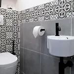 Rezidence 1923 아파트 *